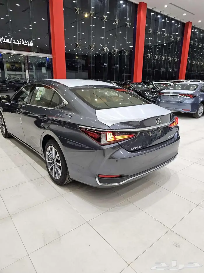 لكزس Es250AA بنزين موديل 2025 11
