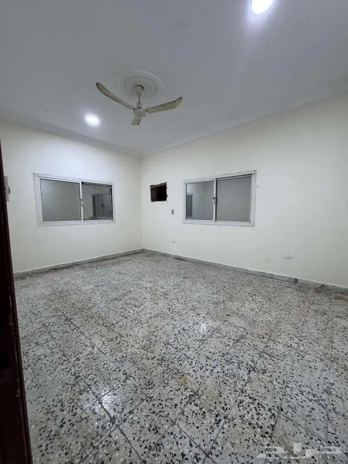 شقة ايجار سنوي حي النزهة 2