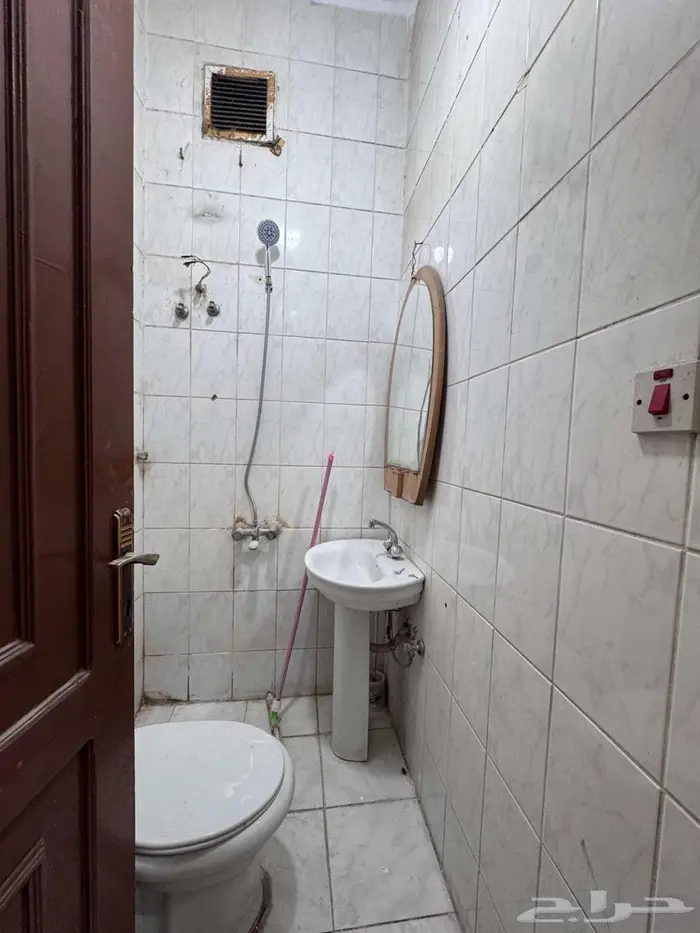 شقة ايجار سنوي حي النزهة 5