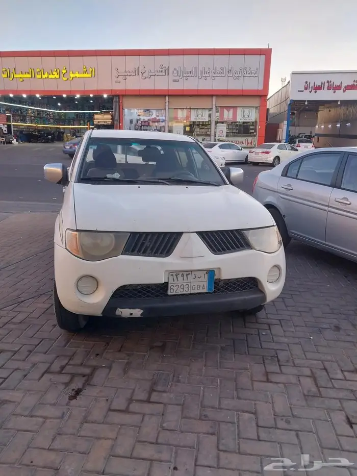 مستبيشي 2008 0