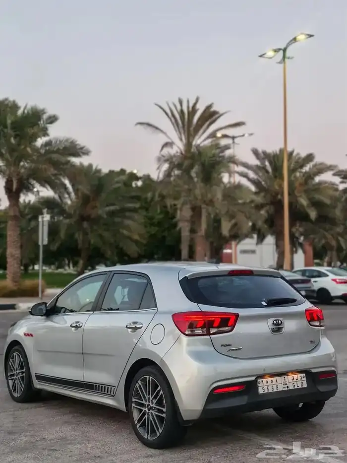 kia Rio hatchback 2020 full option 5
