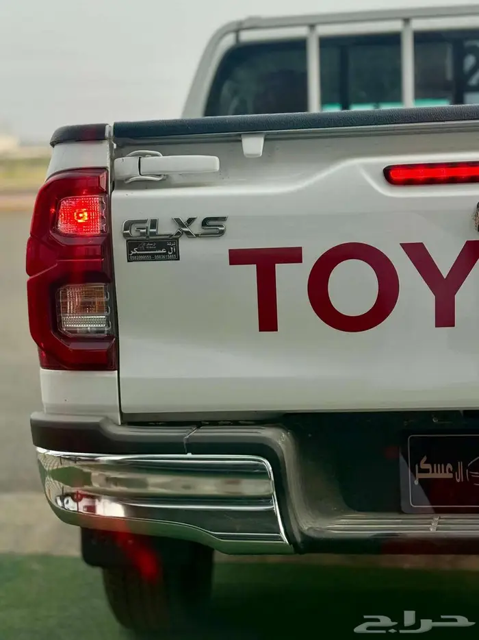 هايلوكس غمارتين بريمي قير اوتوماتيك( بصمة ) بنزين 2025 4