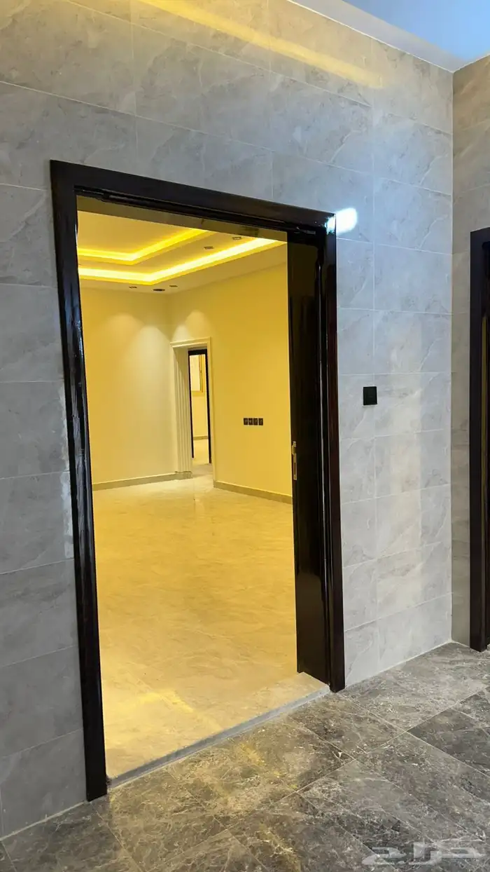 شقة فاخرة جديدة للإيجار الباحة مخطط جدرة الجديد ( الواحة ) 4