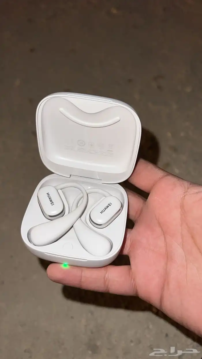سماعات هواوهي لاسلكية بحالة الجديده البيع على السوم 0