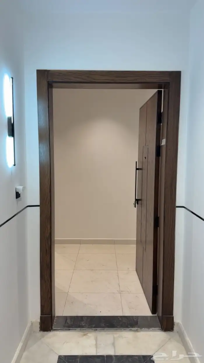 شقة 3 غرف مميزه وموقع مميز للبيع 4