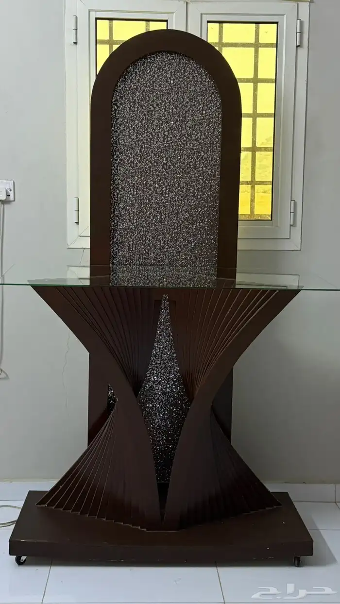 دولاب ملكه نضيف جدا 1