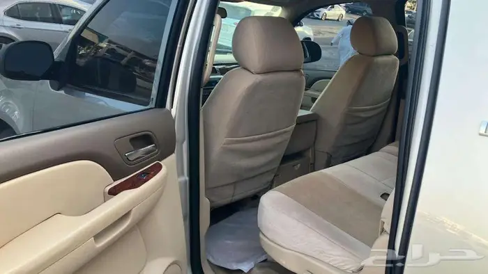 شيفرولية سوبربان 2014 بدون دبل 11