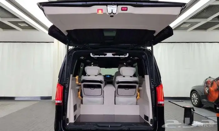 مرسيدس V-Class V220 CDI 2023   وارد كوريا 15