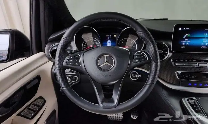 مرسيدس V-Class V220 CDI 2023   وارد كوريا 4