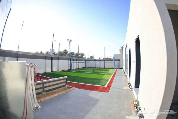 استراحة شباب ملعب طائرة 5