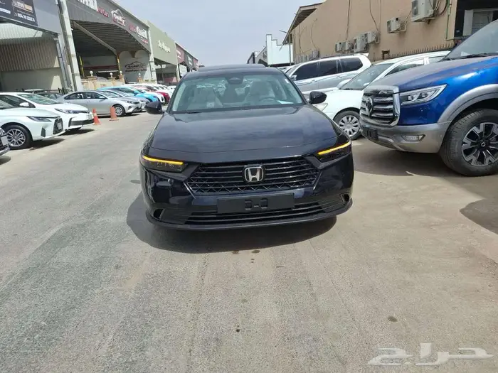 هوندا اكورد نص فل 2025 سعودي EX 2