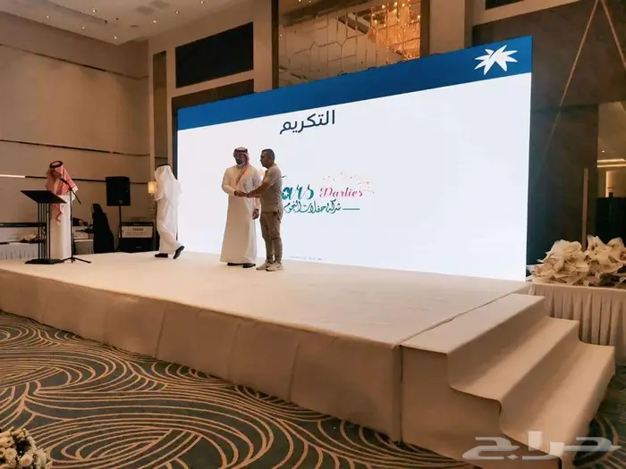 ايجار شاشات LED عالية الجودة وإضاءات مناسبه لجميع الفعاليات 1