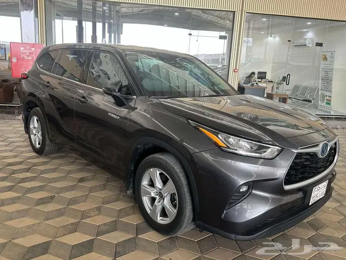 تيوتا هايلندر 2022 استاندر بدون دبل 2