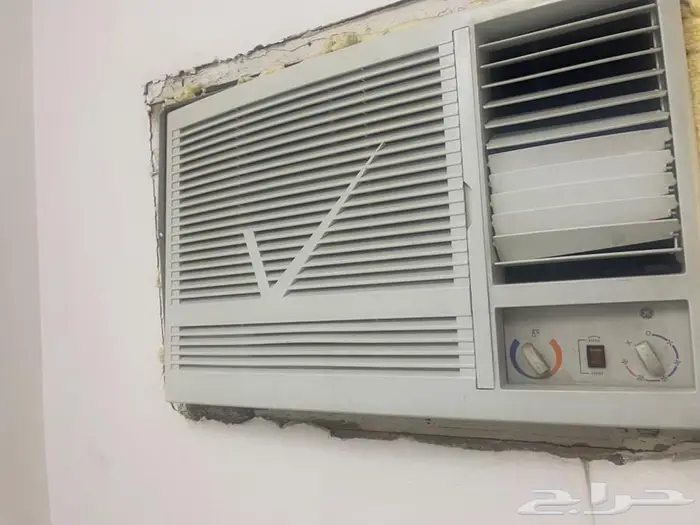 كنبات ومساند ومكيفات للبيع 1