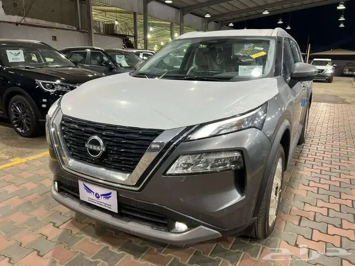 نيسان إكستريل SV   2025   سبع راكب   رصاصي 1