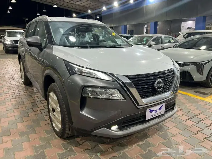 نيسان إكستريل SV   2025   سبع راكب   رصاصي 2