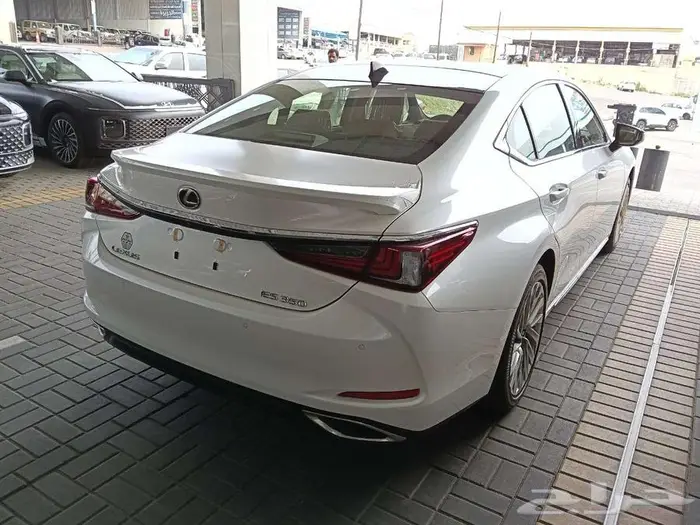 لكزس ES350CC م 2025 بنزين - سعودي 3