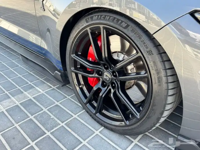 موستنغ شيلبي GT500 2021 ماشي 9 الاف على الضمان وكالة 10