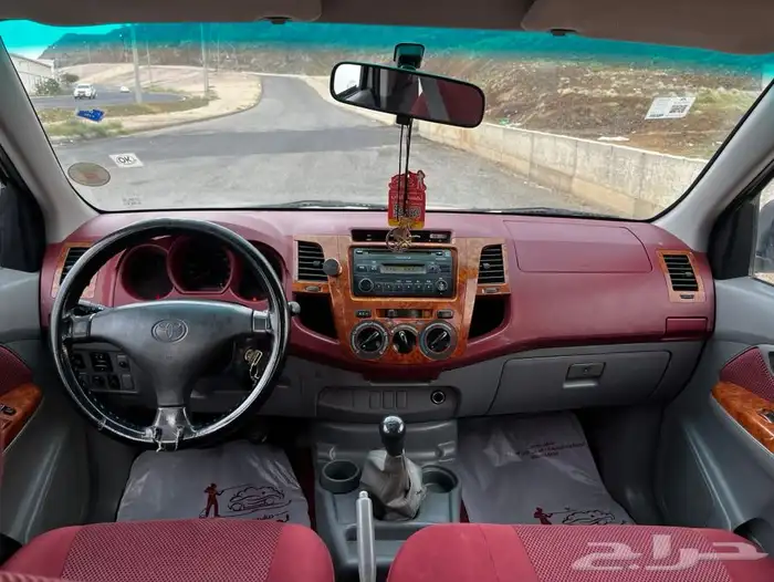 هايلوكس 2011 5