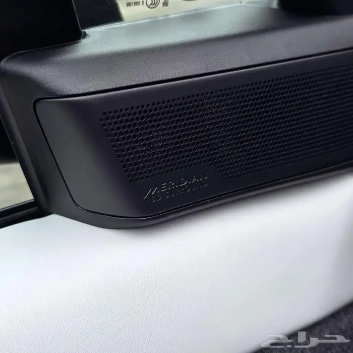 (تم البيع) 2025 رنج سبورت P400 داينمك أصفار ب 399 13