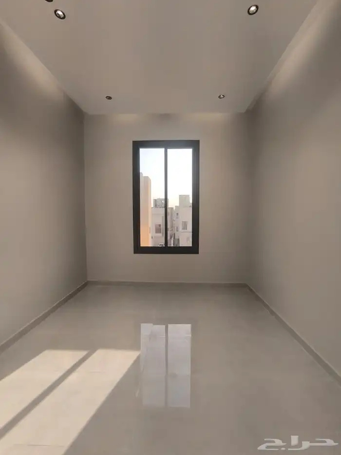 شقه فاخره للبيع الرياض حي البيان 7