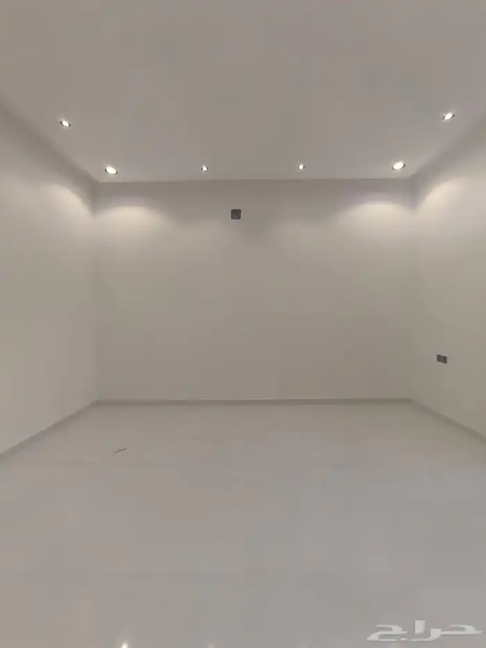 فيلا فاخره للبيع الرياض بوابه الشرق 7