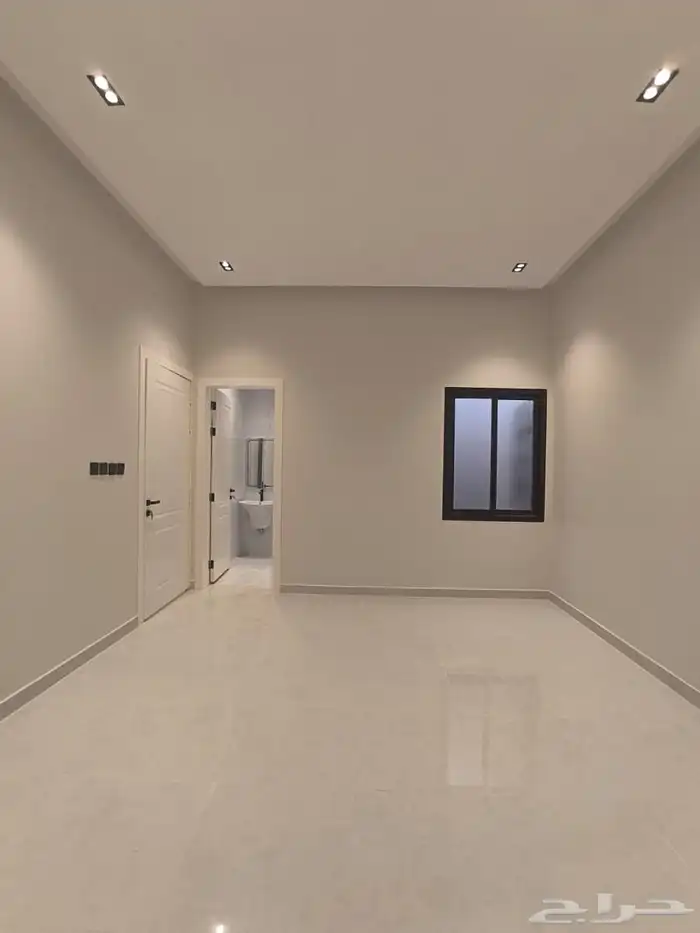 ادوار فاخره للبيع الرياض بوابه الشرق 9