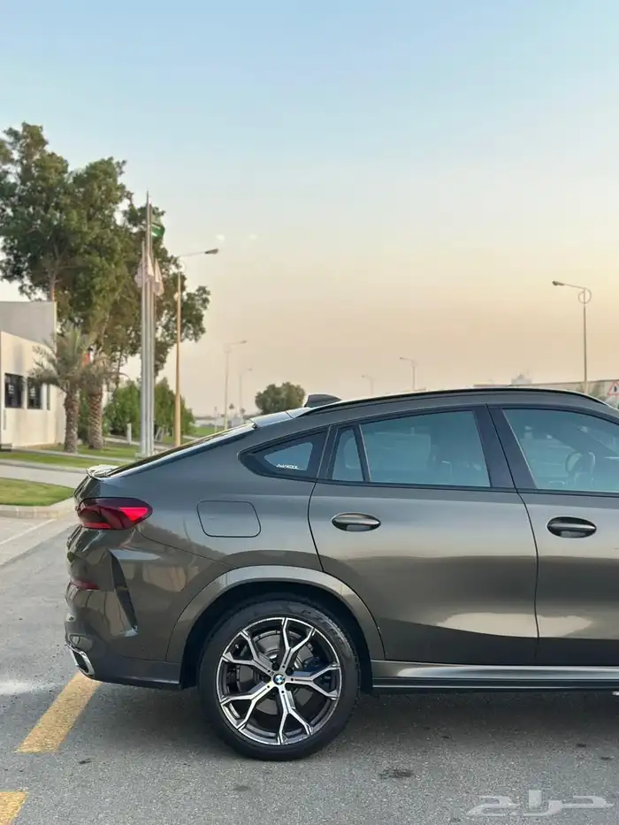 BMW X6 2022 kit M 9
