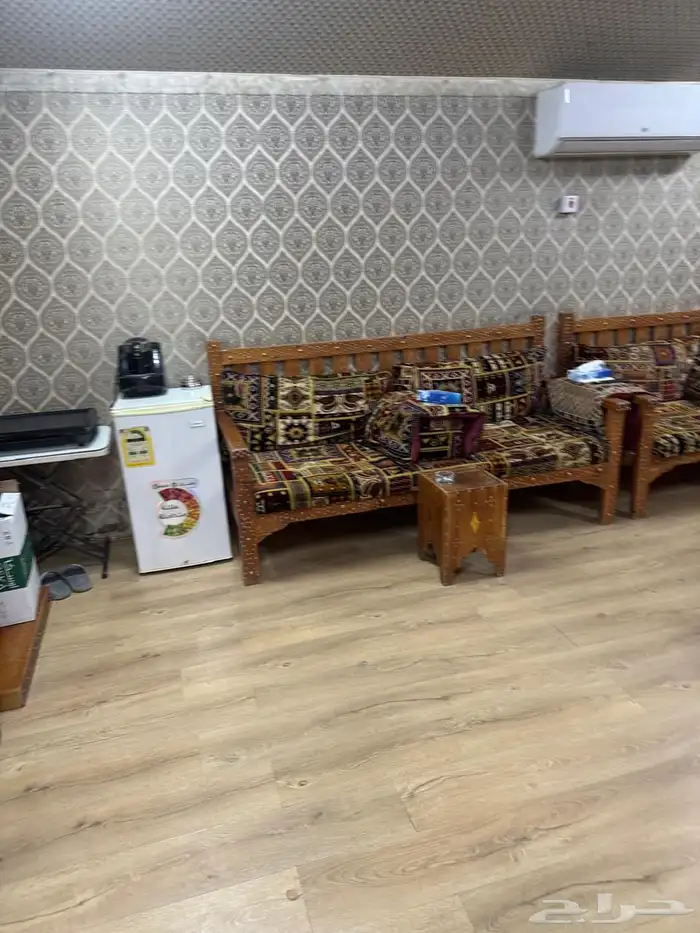 خيمة مع محتوياتها والاغراض 3