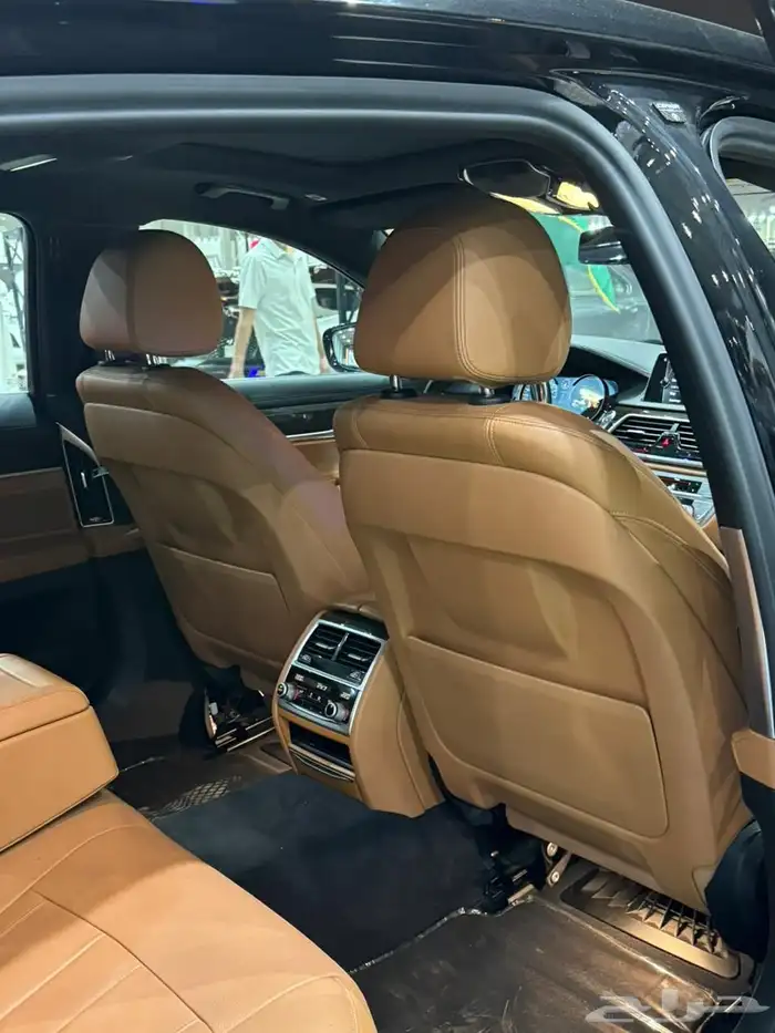 BMW 740 2017 4