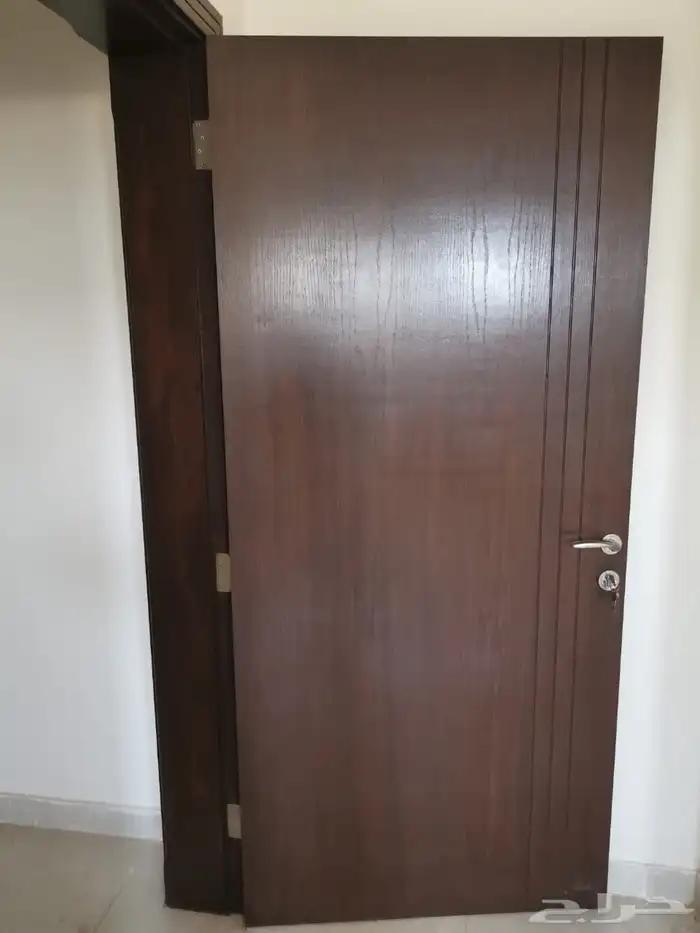 ابواب خشب  بس 12
