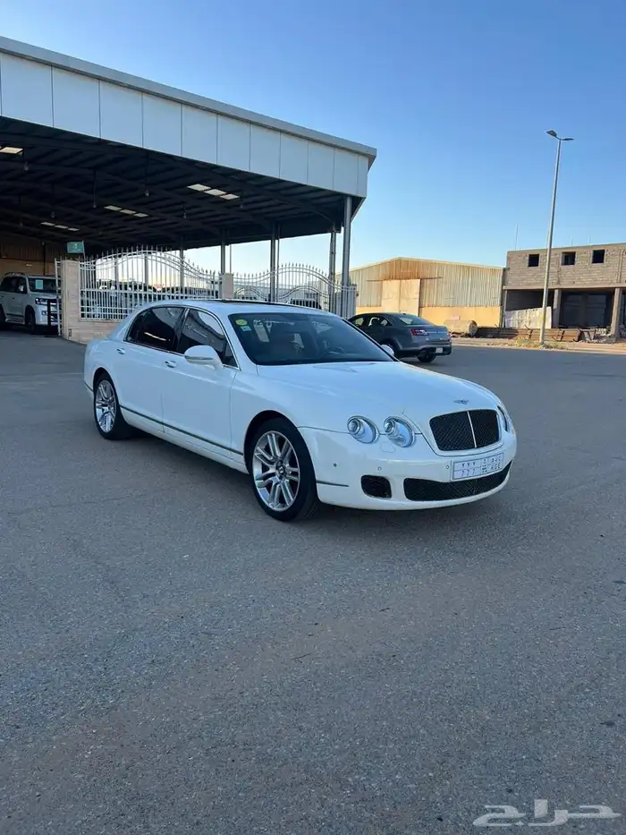 بنتلي 2013 1