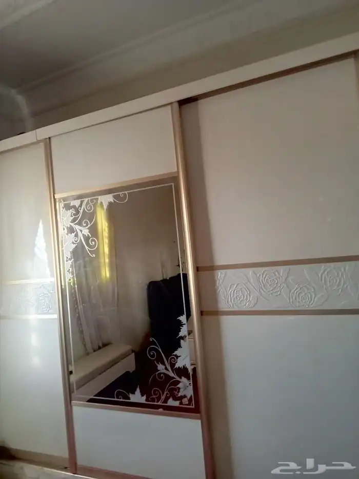 غرف نوم وكنب للبيع 2