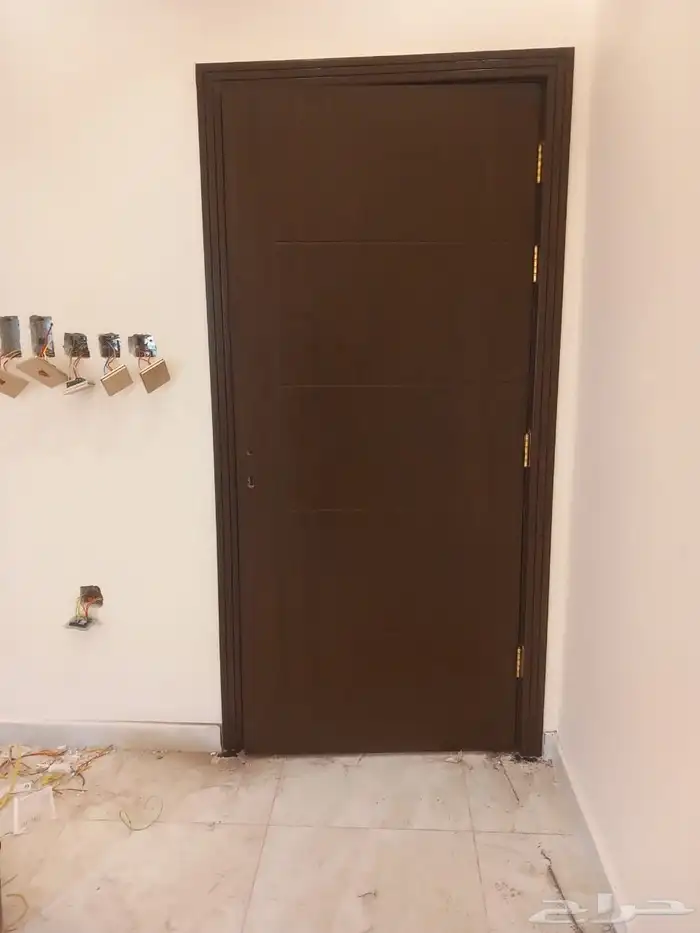 ابواب خشب  بس 11