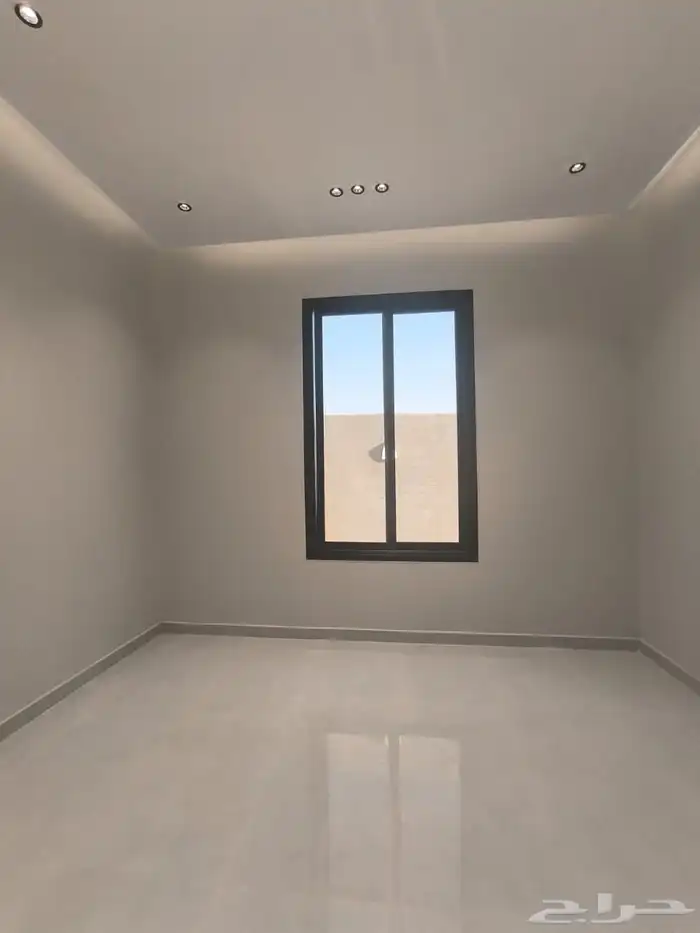 شقه فاخره للبيع الرياض حي البيان 11