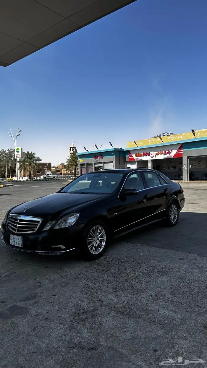 مرسيدس e300 2010 4