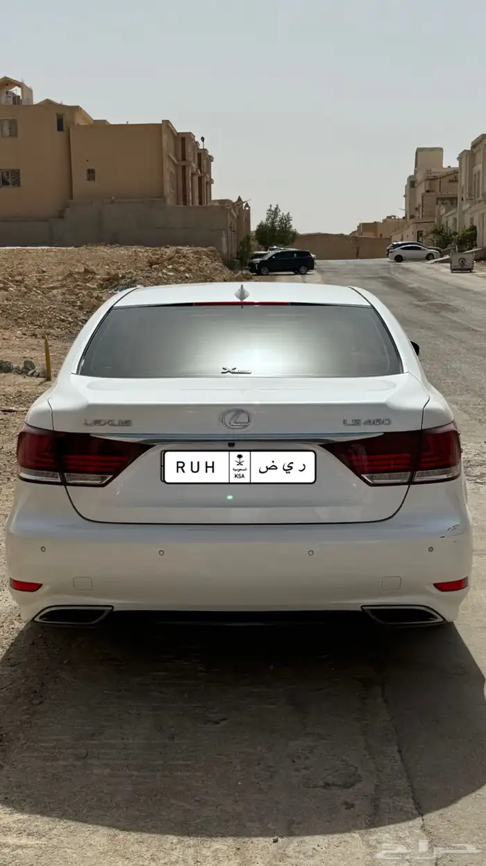 لكزس LS460 1