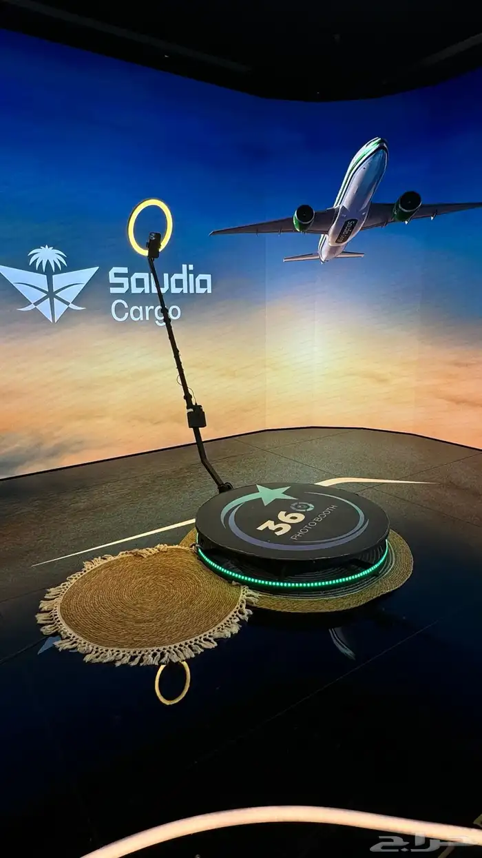 فوتو بوث 360للتصوير والاحتفالات 1