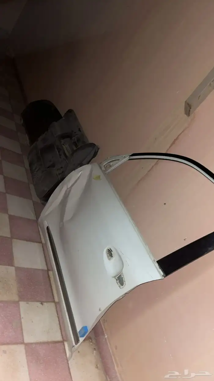 باب لاندكروزر 0