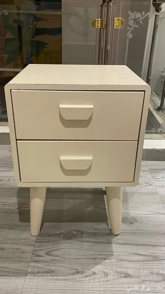 طاولة كمدينه درجين مستعمله 0