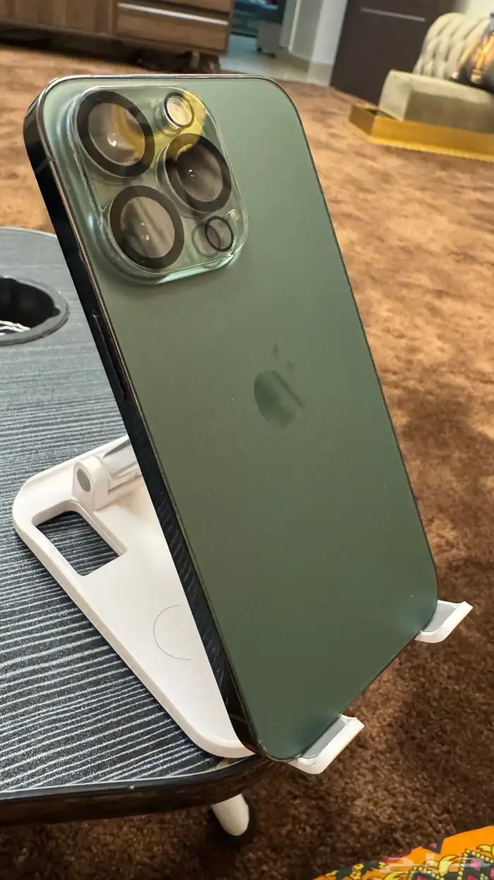 آيفون 13 برو زيتي الاصلي 256 نظيف جدا  لم يفك بحالة المصنع 10