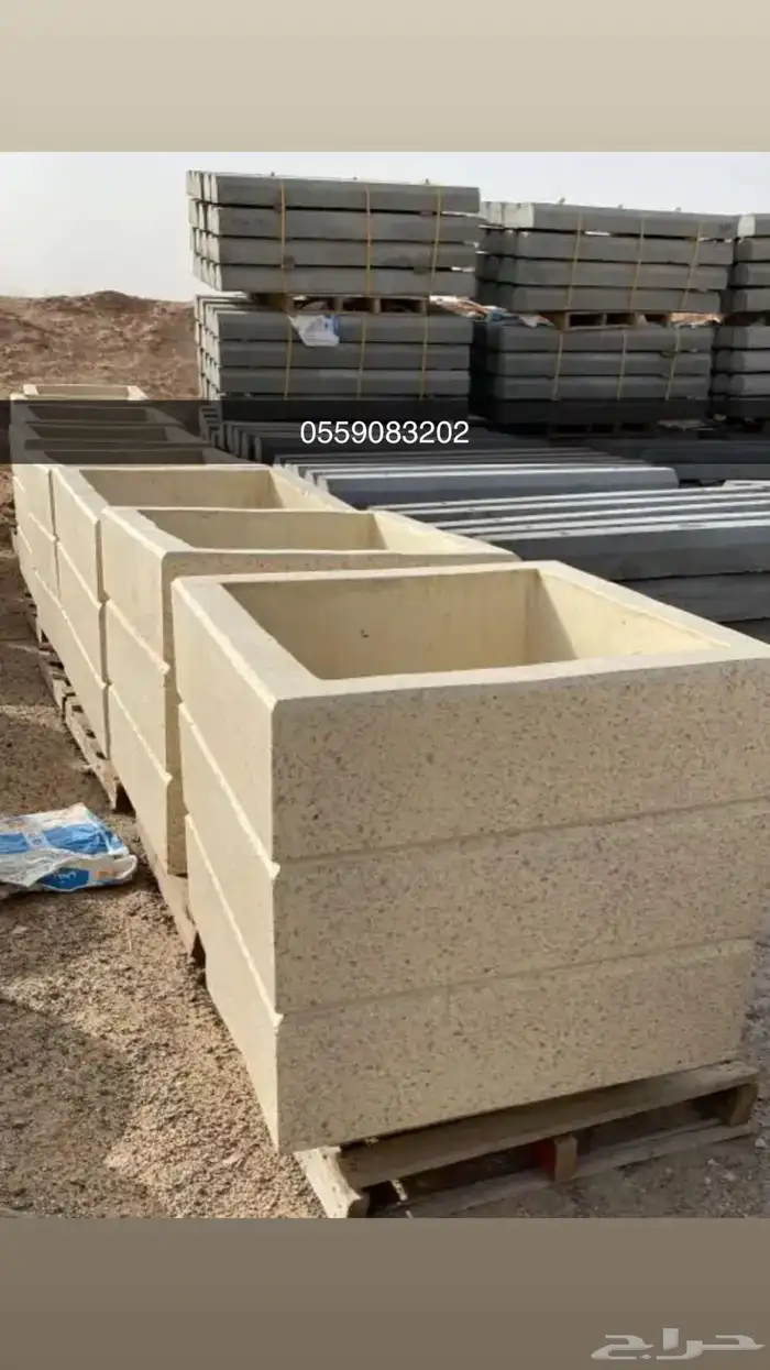 حواجز خرسانية ومناهيل وقواعدأنارة 62