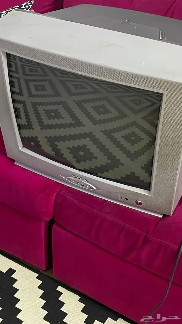 تلفزيون تراثي للبيع شغال 0