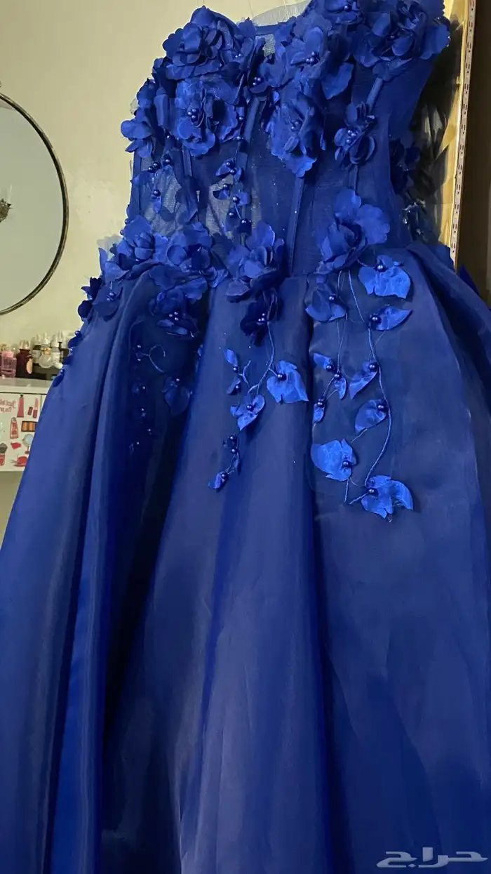 فساتين للبيع 3