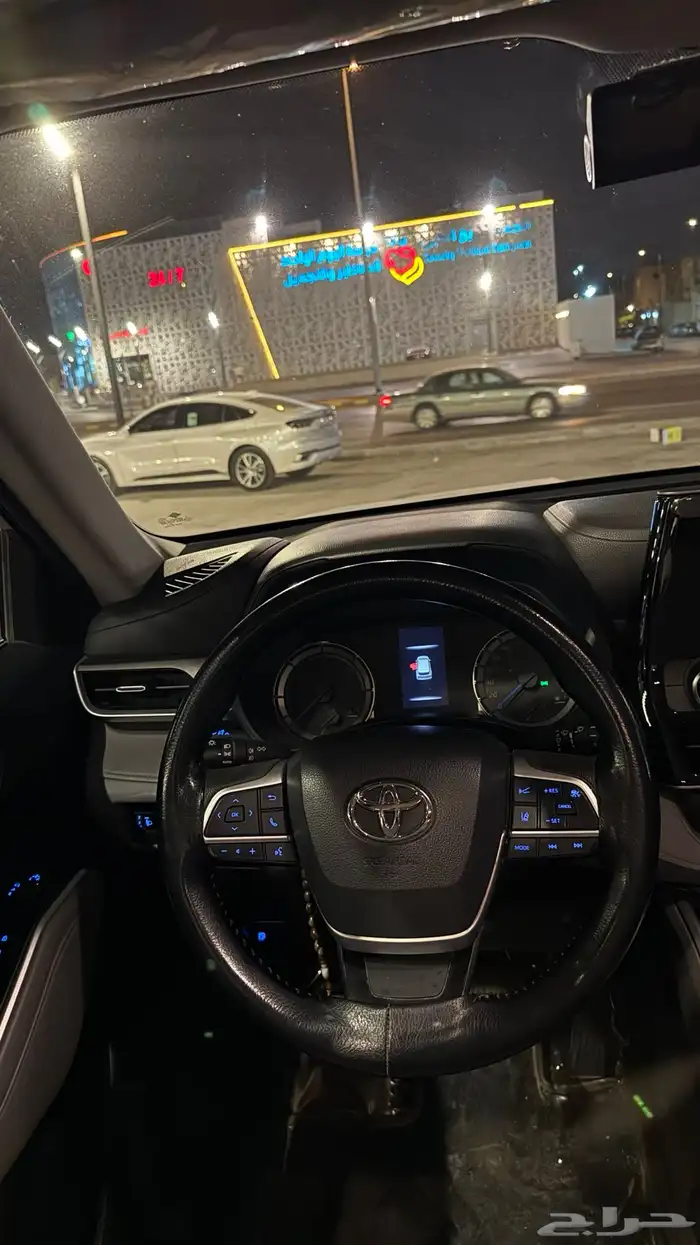 هايلاندر 2022 للبيع او التقبيل 22