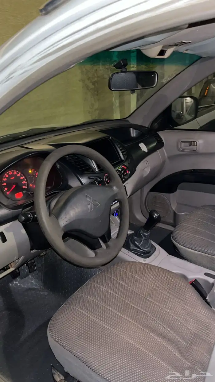 ميتسوبيشي L200 2011 للبيع 8