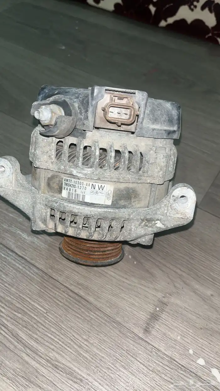 للبيع قطع لكزس 98 LS400 10