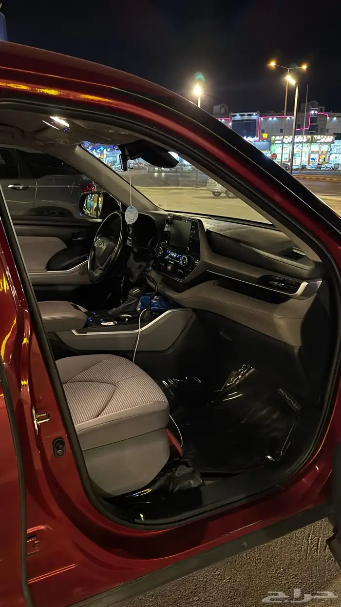 هايلاندر 2022 للبيع او التقبيل 20