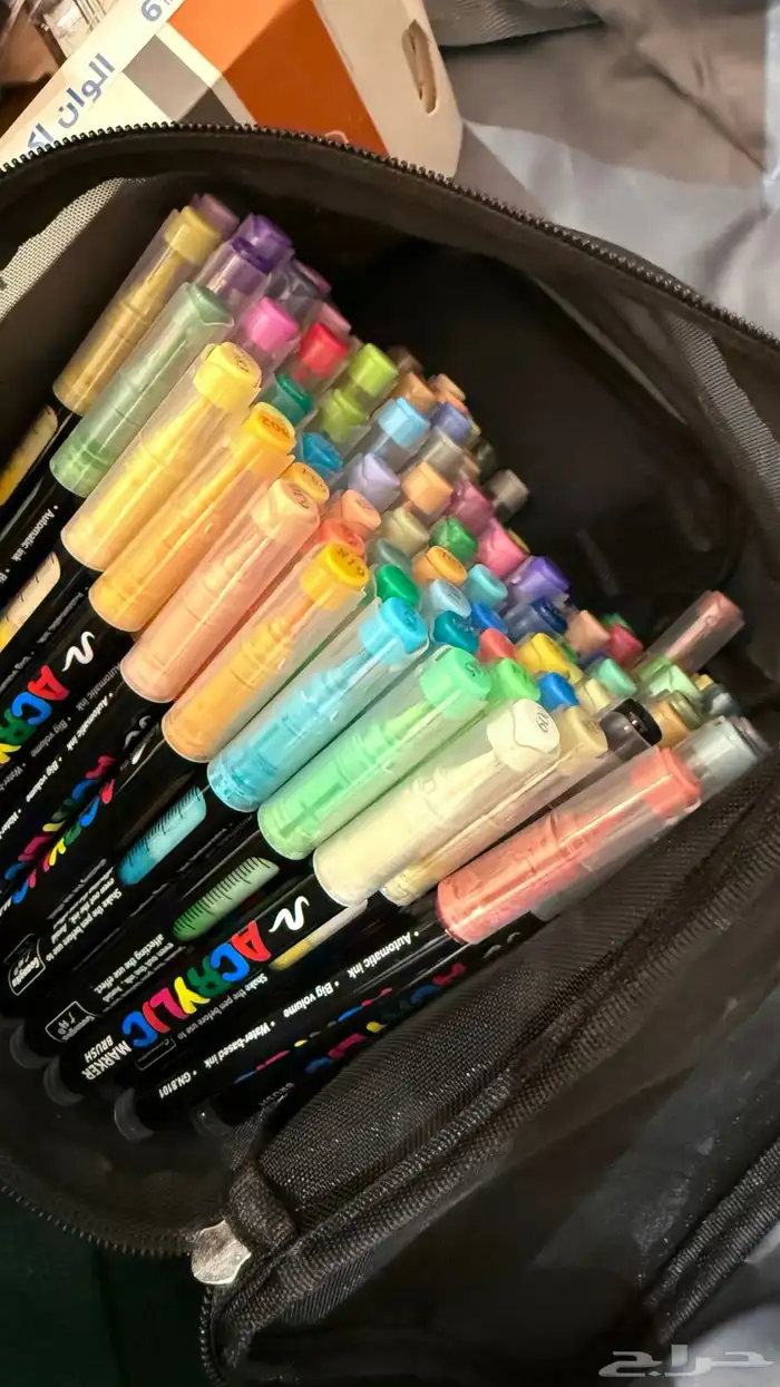 الوان مائيه رسم وادوات خاصه بها 2