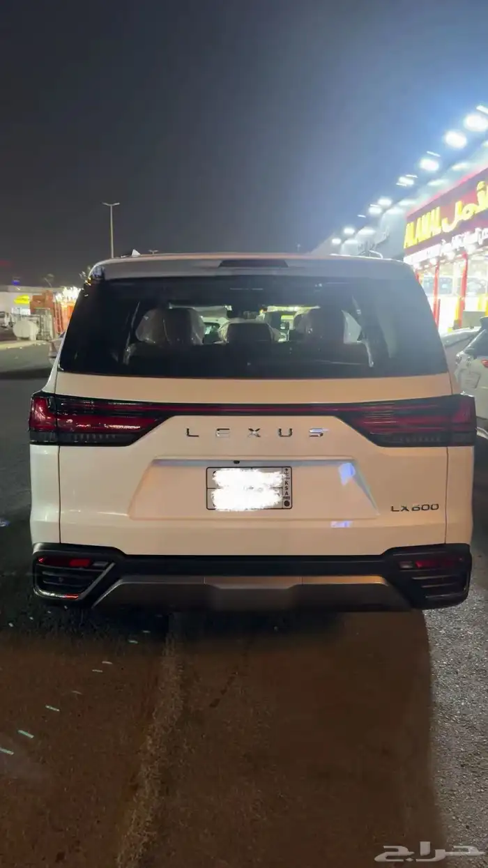 لكزس LX600 دمج جديد اصفار 2024 للبيع 2